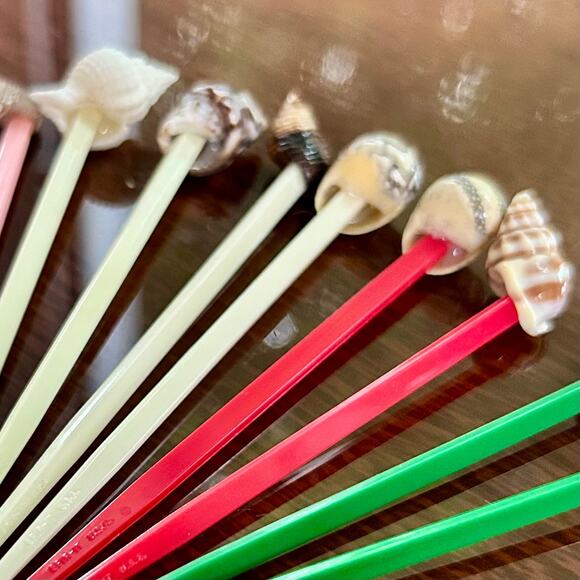 Set of 12 Vintage Shell Drink Picks – Coastal Tiki Party Seashell Cocktail Picks - Picture 8 of 11